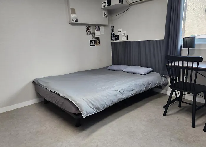 The Enough Appartement